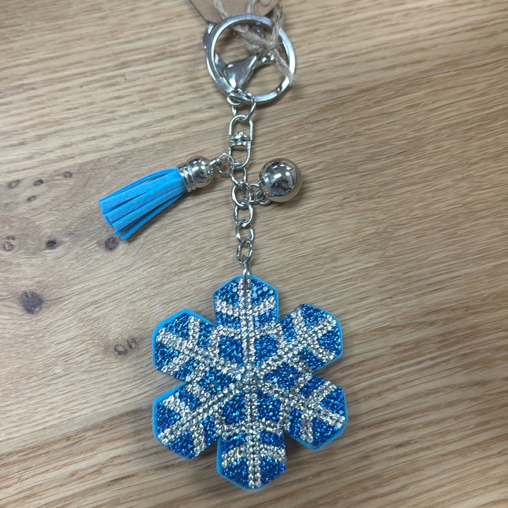 Snowflake keychain